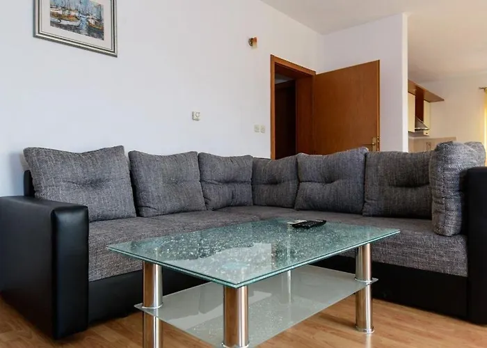 Appartement For 4 Near The